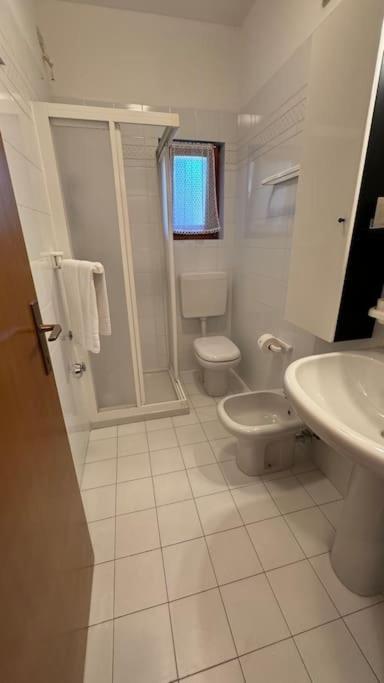 Ferienwohnung Giuly Beth'S House Brenzone sul Garda Exterior foto